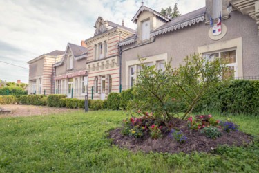 Mairie bournand façade