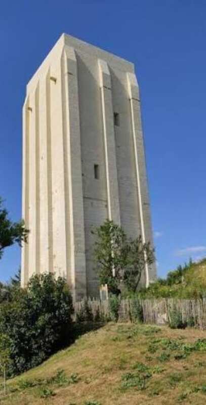 tour carré